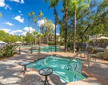 5500 Owensmouth Avenue - Photo Thumbnail 21