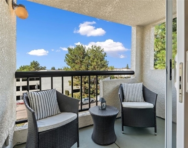 5500 Owensmouth Avenue - Photo Thumbnail 9