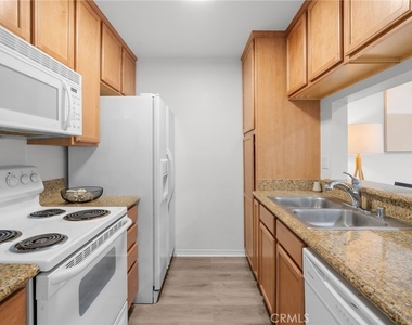 1133 Sepulveda - Photo Thumbnail 4