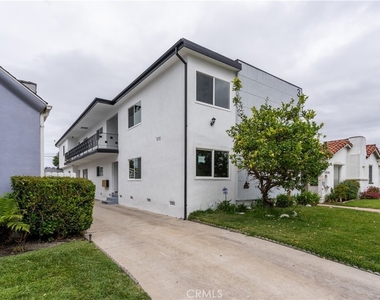 3445 Edgehill - Photo Thumbnail 11