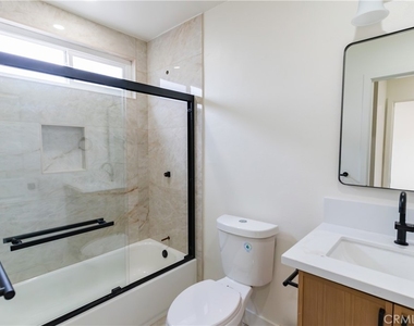 3445 Edgehill - Photo Thumbnail 8