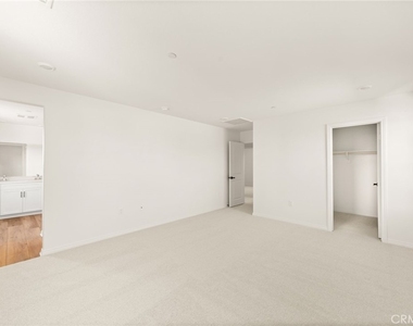 19434 Arenal Way - Photo Thumbnail 15