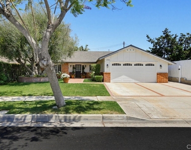 2705 E Jacaranda Avenue E - Photo Thumbnail 1