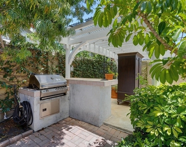 2705 E Jacaranda Avenue E - Photo Thumbnail 59