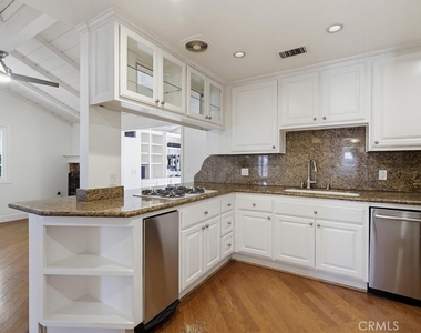 2705 E Jacaranda Avenue E - Photo Thumbnail 21