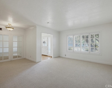 2705 E Jacaranda Avenue E - Photo Thumbnail 13