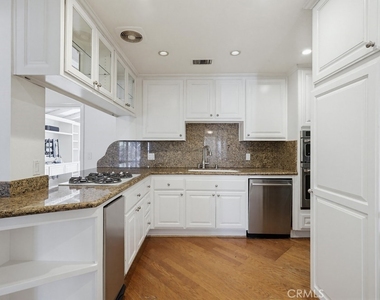 2705 E Jacaranda Avenue E - Photo Thumbnail 18
