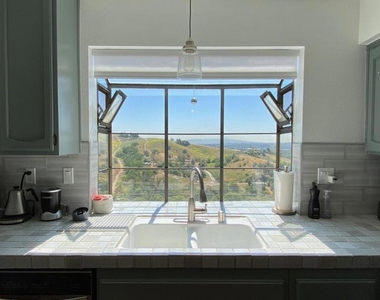 754 Fremont Villas - Photo Thumbnail 5