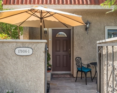17906 River Circle - Photo Thumbnail 33