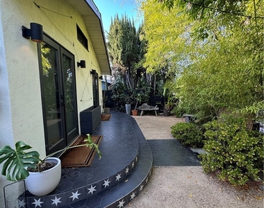 1900 Berkeley - Photo Thumbnail 19
