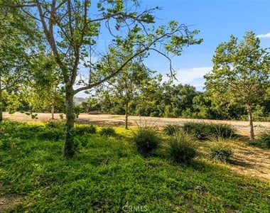 9 Acorn Ridge - Photo Thumbnail 5