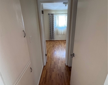 1821 Glenneyre Street - Photo Thumbnail 15