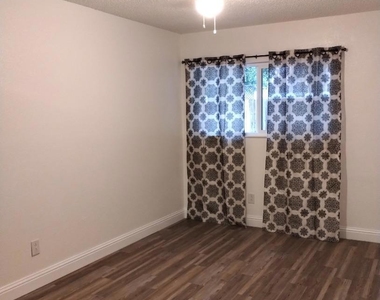 637 Grambling Court - Photo Thumbnail 18