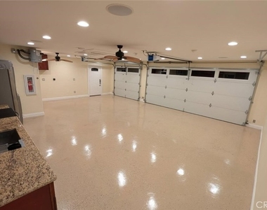1167 Judson St - Photo Thumbnail 11