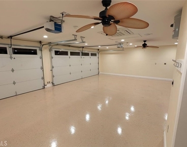 1167 Judson St - Photo Thumbnail 16