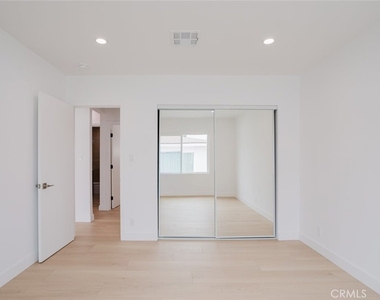 7730 Wyngate - Photo Thumbnail 17