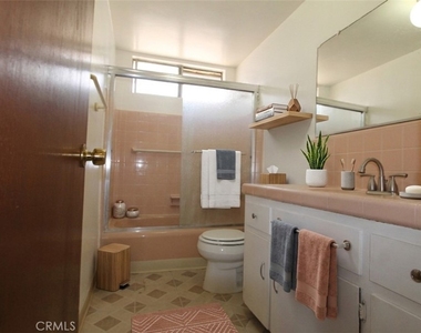 308 N Primrose Avenue - Photo Thumbnail 14