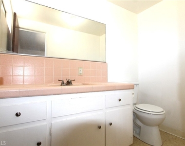 308 N Primrose Avenue - Photo Thumbnail 13