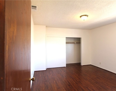 308 N Primrose Avenue - Photo Thumbnail 9