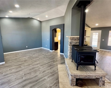 8867 Gorgonio Road - Photo Thumbnail 11