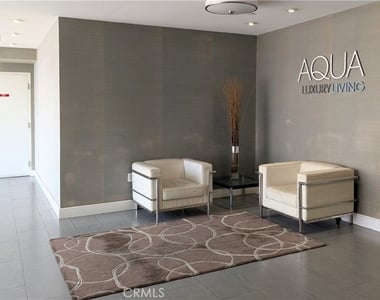 214 S Alexandria Avenue - Photo Thumbnail 18