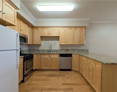 214 S Alexandria Avenue - Photo Thumbnail 1