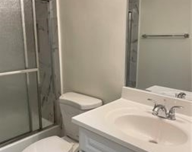 1141 Pine - Photo Thumbnail 14