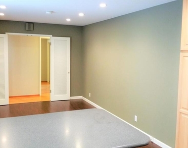 29 Thorndale Pl - Photo Thumbnail 5