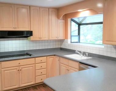 29 Thorndale Pl - Photo Thumbnail 1