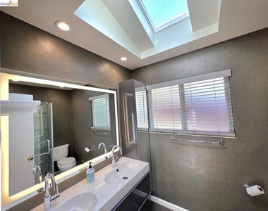 29 Thorndale Pl - Photo Thumbnail 13