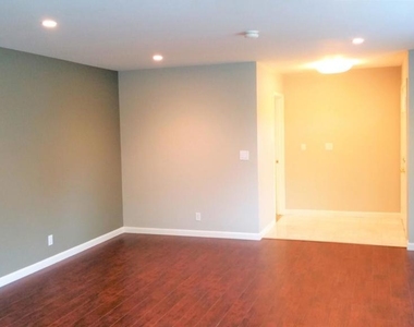 29 Thorndale Pl - Photo Thumbnail 7