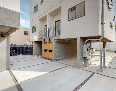 16010 Cantlay Street - Photo Thumbnail 16