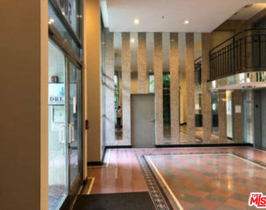 500 S Berendo Street - Photo Thumbnail 1