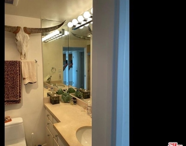 4267 Marina City - Photo Thumbnail 17