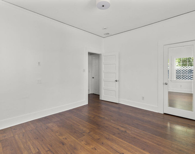 135 S Dillon Street - Photo Thumbnail 14