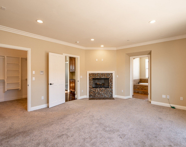 3838 Tilden Avenue - Photo Thumbnail 18