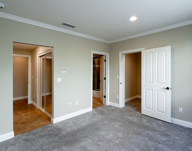 3838 Tilden Avenue - Photo Thumbnail 26