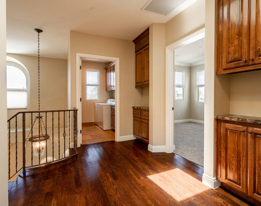3838 Tilden Avenue - Photo Thumbnail 12