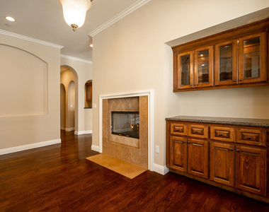 3838 Tilden Avenue - Photo Thumbnail 8