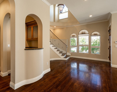 3838 Tilden Avenue - Photo Thumbnail 4