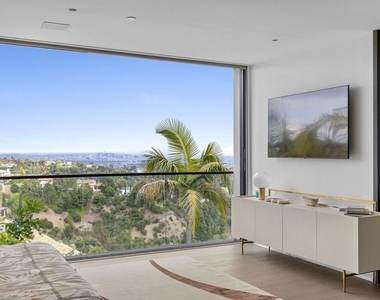 1218 Roberto Lane - Photo Thumbnail 20