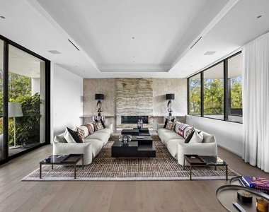 1218 Roberto Lane - Photo Thumbnail 12