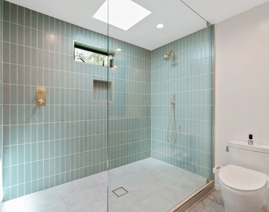 2820 Nichols Canyon Place - Photo Thumbnail 41