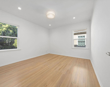 11345 Cashmere Street - Photo Thumbnail 17