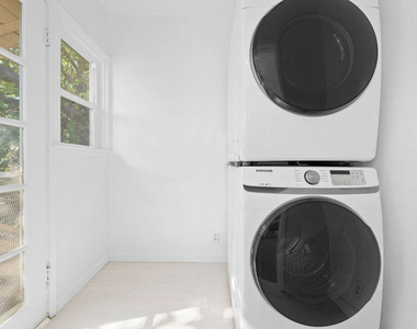 11345 Cashmere Street - Photo Thumbnail 9
