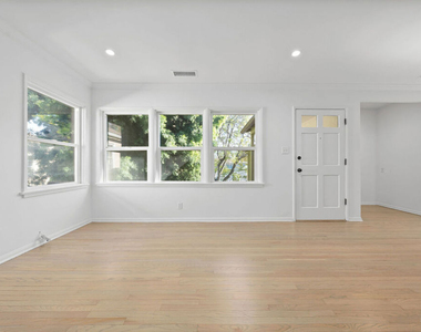 11345 Cashmere Street - Photo Thumbnail 13