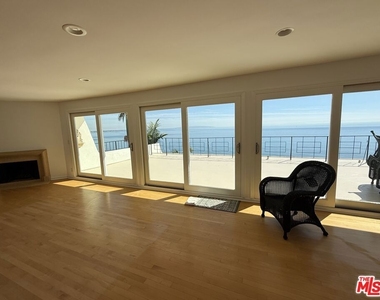 18139 Coastline Drive - Photo Thumbnail 3