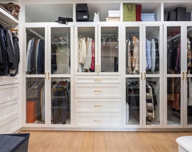 4225 Alcove Avenue - Photo Thumbnail 33