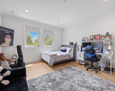 4225 Alcove Avenue - Photo Thumbnail 28