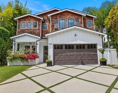 4225 Alcove Avenue - Photo Thumbnail 44